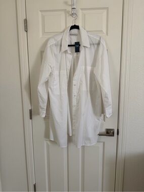 Abercrombie & Fitch White Casual Button-Down Shirt dress